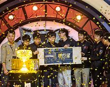 关于英雄联盟解说评述：赛事精彩瞬间与战术深度分析的信息