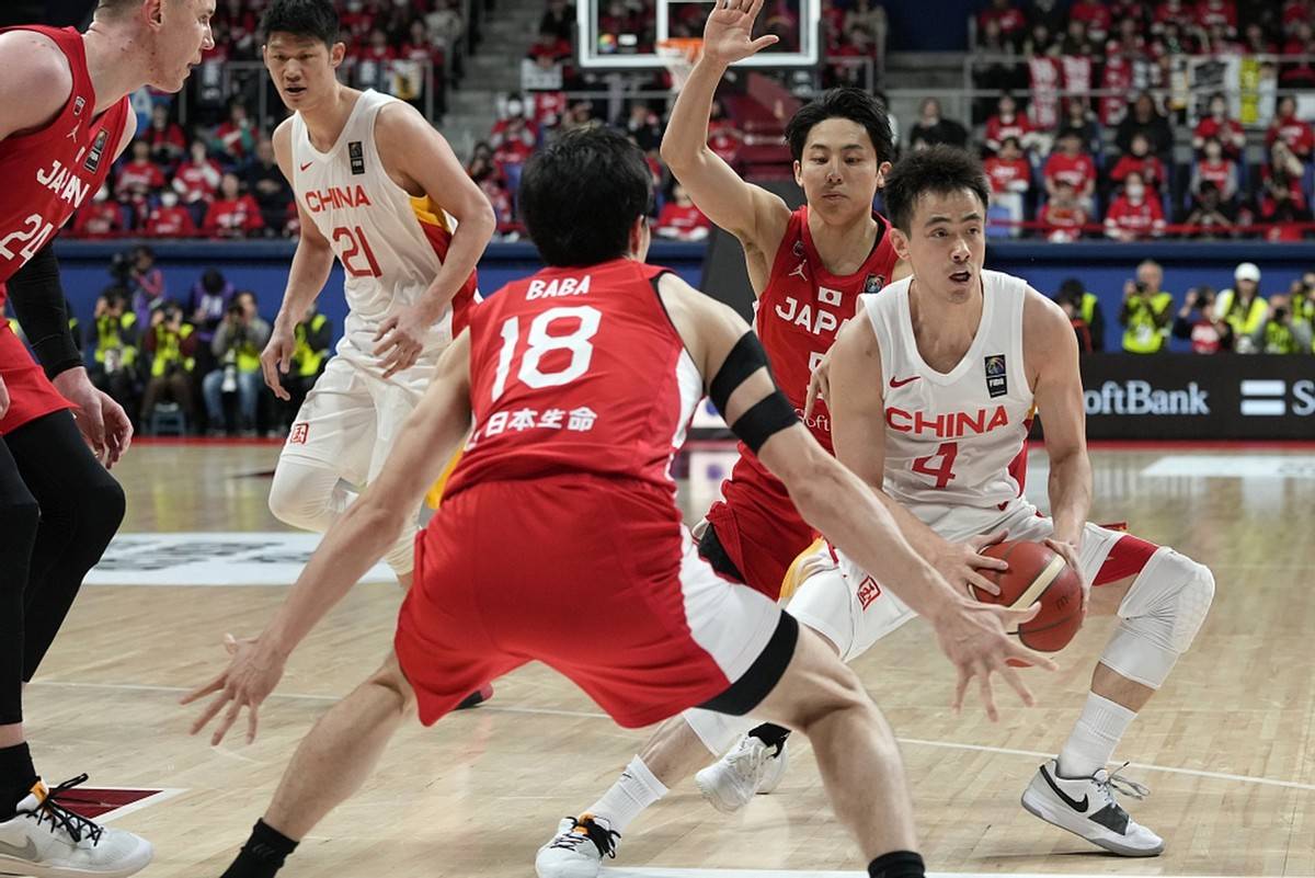 乐鱼电竞在线平台登录入口-关于战术演练：北京队利用快攻和外线战术取胜！的信息