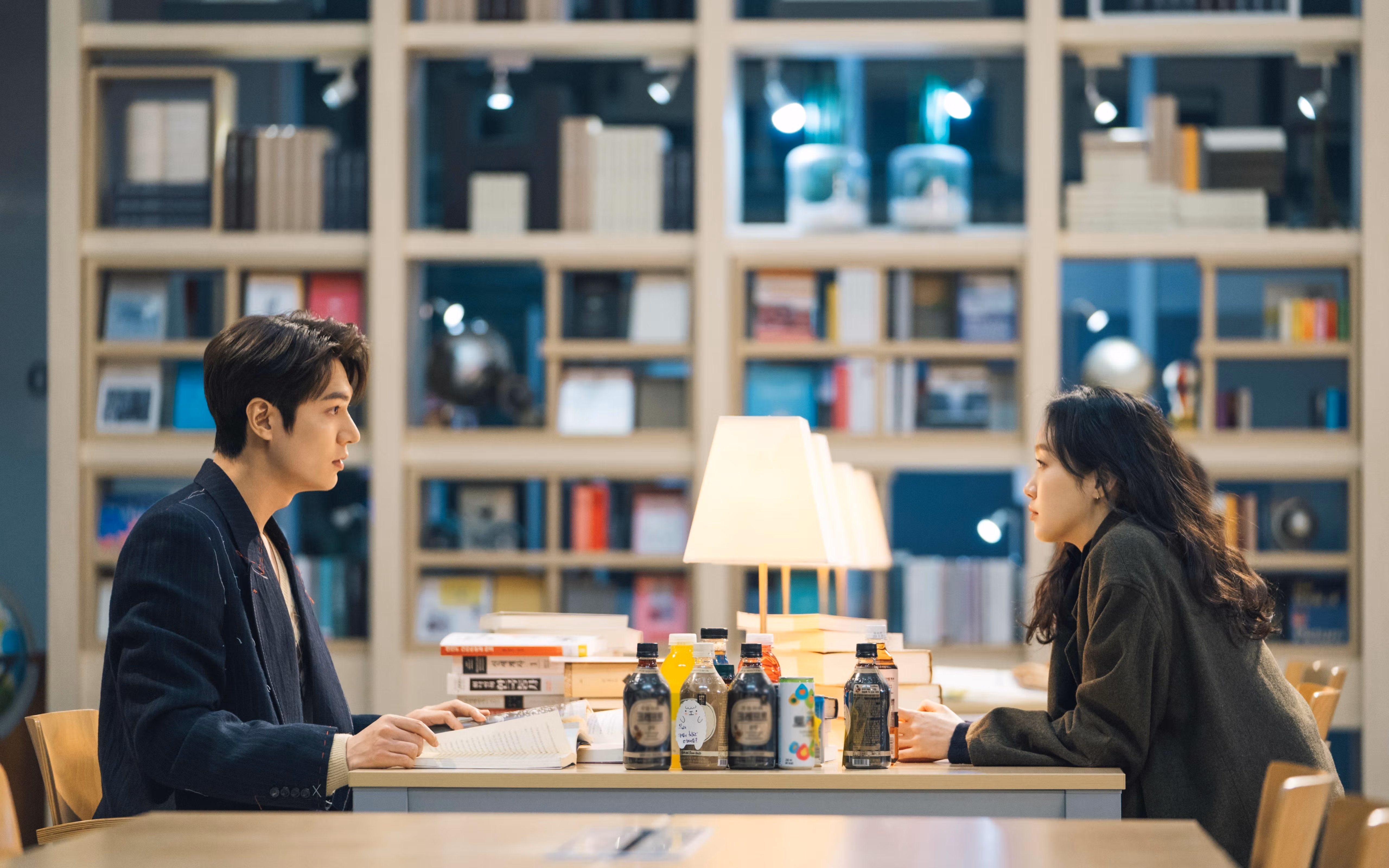 “青春荣耀”青少年系列篮球叙事剧集在央视热播，讲述成长励志故事